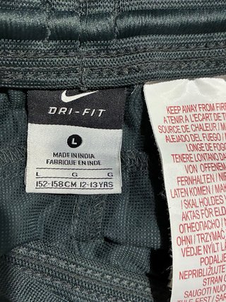 Pantaloncini bermuda Nike Dri-Fit