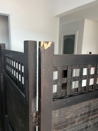 Biombo madera oscura