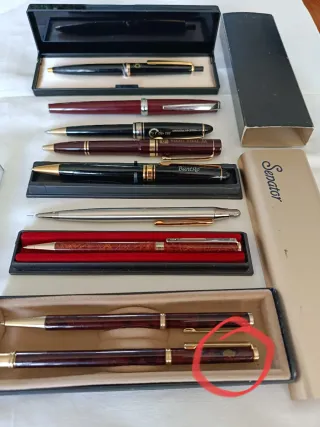 Lote 9 penne e matita grafica