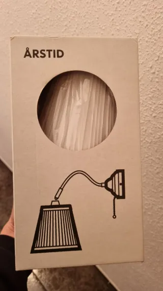 2 Lámparas Ikea ÁRSTID pared