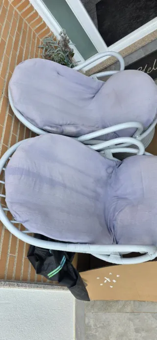 2 Sillones mecedora mimbre pintados en gris