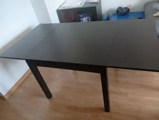 Mesa de comedor extensible de madera