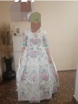 Traje de  Fallera color gris perla