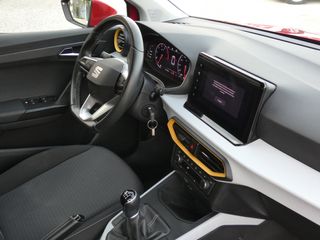SEAT Arona 2024
