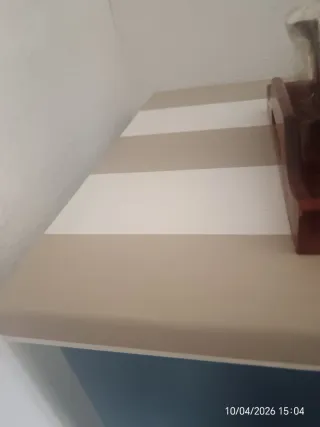 Mueble Estantería Azul y Beige