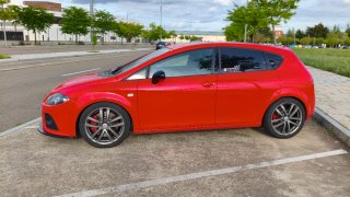 SEAT Leon Cupra