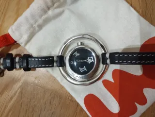 Reloj Uno de 50 Plata y Negro