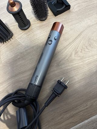 Dyson Airwrap Níquel Cobre Poco Uso