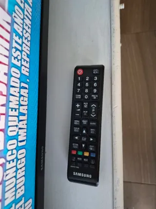 Televisión Samsung 32 HD Plana
