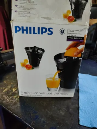 Exprimidor Philips HR2752/90