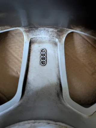 llantas de Audi A6 originales Ref: 4F0 601 025 CM