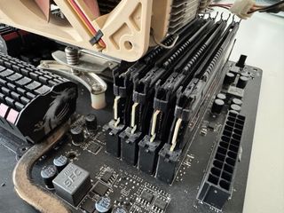 MSI 990FXA Gaming + FX 8350 + 16gb Ram DDR3 1866