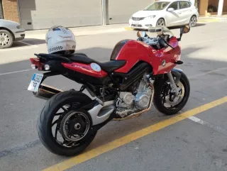 BMW F800S Roja