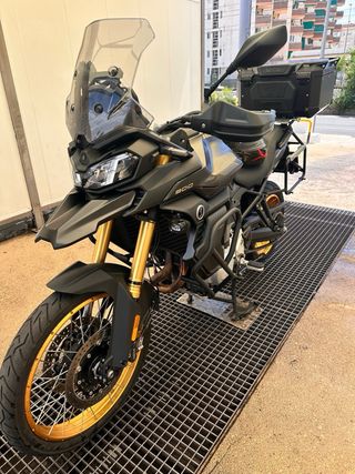 Voge 900DSX 2025 Negra 5000km