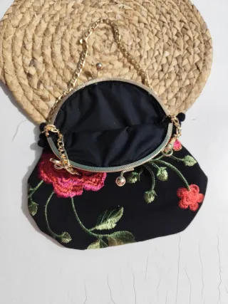 Bolso bordado