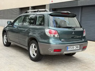 Mitsubishi Outlander 2004
