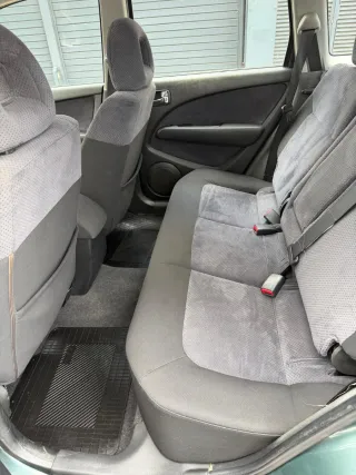 Mitsubishi Outlander 2004