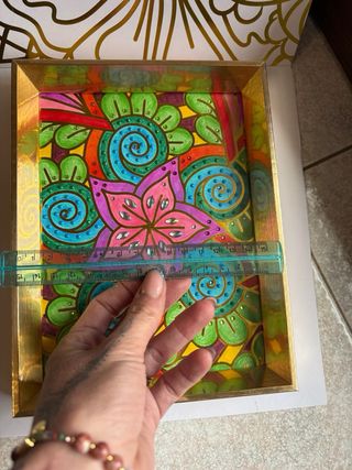Quadro fatto a mano con decorazioni