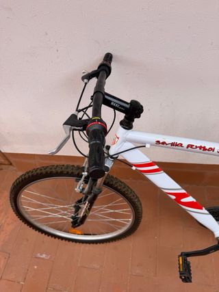 Bicicleta MTB Sevilla FC Blanca