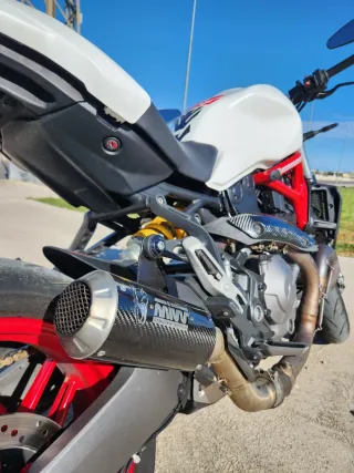 Ducati Monster 821