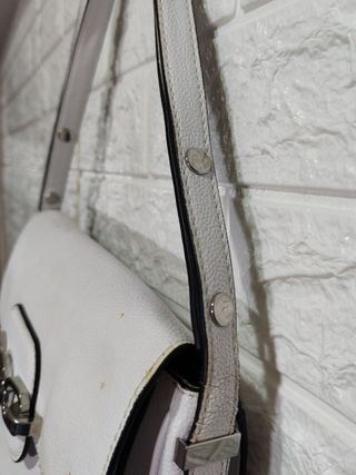 Borsa Guess bianca logo frontale tracolla