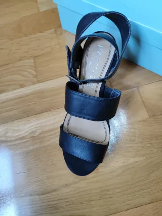 Sandalias Mary Paz Talla 37 Negras