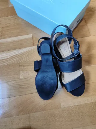 Sandalias Mary Paz Talla 37 Negras