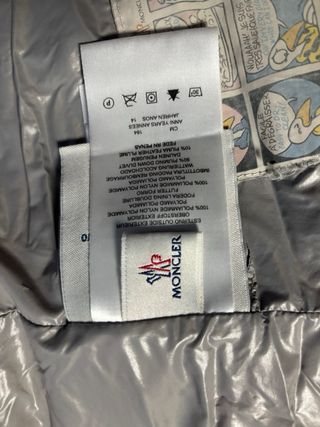 Chaqueta Moncler Gris Brillante talla S/164cm