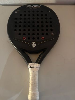 Pala Padel Black Carbon Revolution 18K