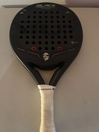 Pala Padel Black Carbon Revolution 18K