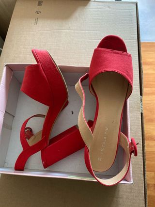 Sandalias PICCOLA PIU rojas talla 39