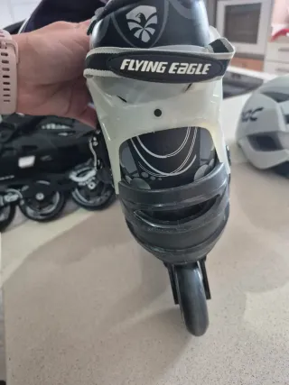 Patines en línea negros