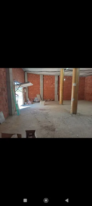 Se vende bajo (local comercial) junto a Mercadona