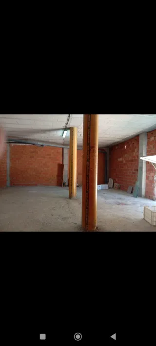 Se vende bajo (local comercial) junto a Mercadona
