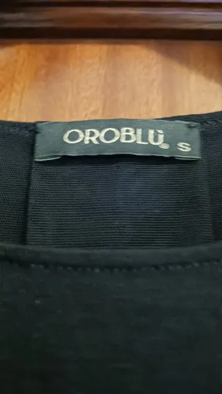 Blusa nera viscosa e voile