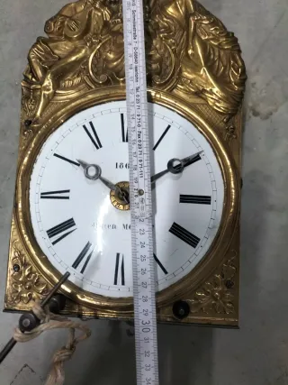 Pequeño y raro reloj morez antiguo 1866