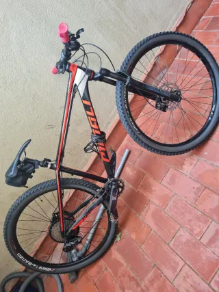 Bicicleta de montaña nueva