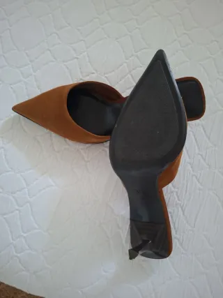 Mules Zara ante marrón