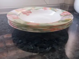 Juego 4 Platos Soperos Porcelana Flores