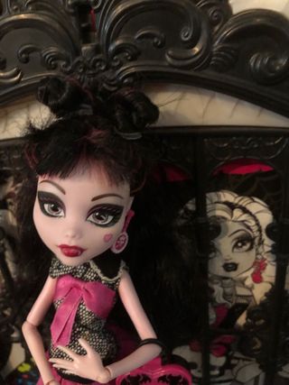 Monster High Draculaura Picture Day
