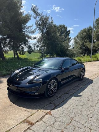 Porsche Taycan 4S