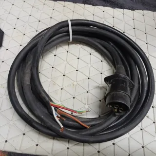 Cable de remolque con conector