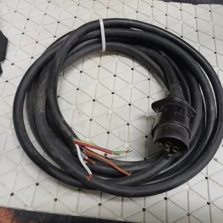 Cable de remolque con conector