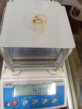Cadena Oro 18K con Colgante Círculo de diamantes