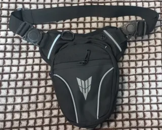 Riñonera pernera moto unisex negra
