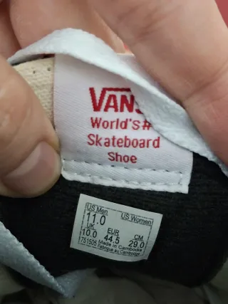 Zapatillas Vans Sk8-Hi Negras y Blancas