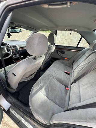 Peugeot 406 Peugeot 406 Break ST Pack Sport 2.2 HDI 136