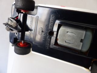 FORD ESCORT BLANCO - SCALEXTRIC