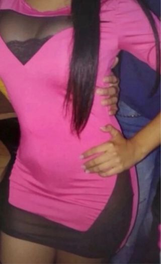 Vestido fucsia con malla