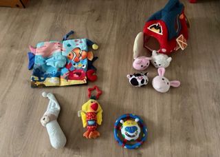 Lote de juguetes para bebés
